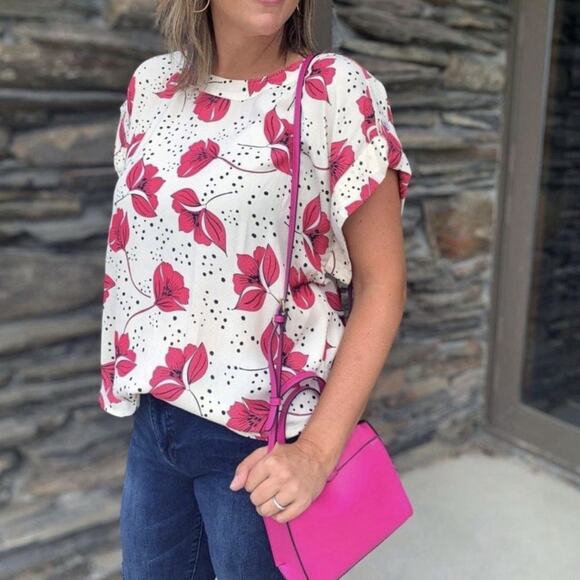 CAbi Boxy Top Whimsy Print Pink Floral XL NWT - Picture 2 of 8